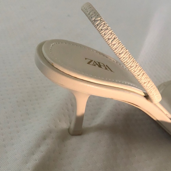Zara Cream Strappy Sandals - Picture 5 of 5